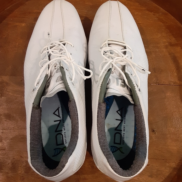 Men's Size 9 (US) FootJoy DNA Golf Spikes - Picture 4 of 6